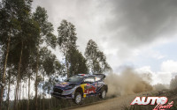 Sébastien Ogier, al volante del Ford Fiesta WRC, durante el Rally de Australia 2017, puntuable para el Campeonato del Mundo de Rallies WRC.