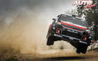 Kris Meeke, al volante del Citroën C3 WRC, durante el Rally de Australia 2017, puntuable para el Campeonato del Mundo de Rallies WRC.