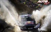 Sébastien Ogier, al volante del Ford Fiesta WRC, durante el Rally de Gran Bretaña 2017, puntuable para el Campeonato del Mundo de Rallies WRC.