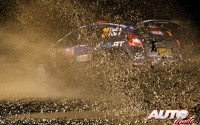 Eric Camilli, al volante del Ford Fiesta R5 WRC2, durante el Rally de Gran Bretaña 2017, puntuable para el Campeonato del Mundo de Rallies WRC2.