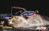 Craig Breen, al volante del Citroën C3 WRC, durante el Rally de Gran Bretaña 2017, puntuable para el Campeonato del Mundo de Rallies WRC.