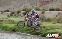 Kevin Benavides, a los mandos de su Honda CRF 450 Rally, durante una de las etapas del Rally Dakar 2018.