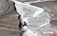 Joan Barreda, a los mandos de su Honda CRF 450 Rally, durante una de las etapas del Rally Dakar 2018.