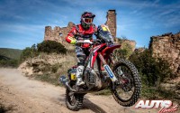Joan Barreda, a los mandos de su Honda CRF 450 Rally, durante una de las etapas del Rally Dakar 2018.