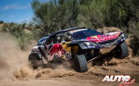 Carlos Sainz y Lucas Cruz, al volante del Peugeot 3008 DKR Maxi, obtenían la victoria en el Rally Dakar 2018.