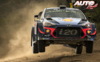 Thierry Neuville, al volante del Hyundai i20 Coupé WRC, durante el Rally de Argentina 2018, puntuable para el Campeonato del Mundo de Rallies WRC.