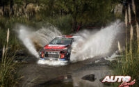 Kris Meeke, al volante del Citroën C3 WRC, durante el Rally de Argentina 2018, puntuable para el Campeonato del Mundo de Rallies WRC.