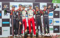 Podio del Rally de Argentina 2018, puntuable para el Campeonato del Mundo de Rallies 2018. De izquierda a derecha: Nicolas Gilsoul y Thierry Neuville (Hyundai), Martin Järveoja con Ott Tänak (Toyota) y Dani Sordo junto a Carlos del Barrio (Hyundai).