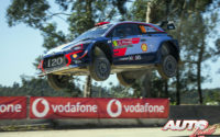 Dani Sordo, al volante del Hyundai i20 Coupé WRC, durante el Rally de Portugal 2018, puntuable para el Campeonato del Mundo de Rallies WRC.