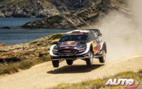 Sébastien Ogier, al volante del Ford Fiesta WRC, durante el Rally de Italia 2018, puntuable para el Campeonato del Mundo de Rallies WRC.