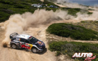 Teemu Suninen, al volante del Ford Fiesta WRC, durante el Rally de Italia 2018, puntuable para el Campeonato del Mundo de Rallies WRC.