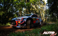 Andreas Mikkelsen, al volante del Hyundai i20 Coupé WRC, durante el Rally de Alemania 2018, puntuable para el Campeonato del Mundo de Rallies WRC.