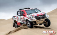 Nasser Al Attiyah, al volante del Toyota Hilux V8 4x4, vencedor del Rally Dakar 2019.