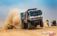 Andrey Karginov, al volante del Kamaz 43509, durante el Rally Dakar 2019.