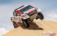 Giniel de Villiers, al volante del Toyota Hilux V8 4x4, durante el Rally Dakar 2019.