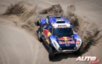 Carlos Sainz, al volante del MINI John Cooper Works Buggy 4x2, durante el Rally Dakar 2019.