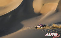 Stéphane Peterhansel, al volante del MINI John Cooper Works Buggy 4x2, durante el Rally Dakar 2019.
