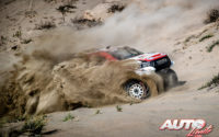 Nasser Al Attiyah, al volante del Toyota Hilux V8 4x4, vencedor del Rally Dakar 2019.