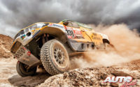 Jesús Calleja, al volante del Toyota Hilux V8 4x4, durante el Rally Dakar 2019.