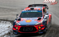 Thierry Neuville, al volante del Hyundai i20 Coupé WRC, durante el Rally de Montecarlo 2019, puntuable para el Campeonato del Mundo de Rallies WRC.