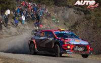 Andreas Mikkelsen, al volante del Hyundai i20 Coupé WRC, durante el Rally de Montecarlo 2019, puntuable para el Campeonato del Mundo de Rallies WRC.