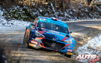 Stéphane Sarrazin, al volante del Hyundai i20 R5 WRC2, durante el Rally de Montecarlo 2019, puntuable para el Campeonato del Mundo de Rallies WRC2.