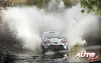 Ott Tänak, al volante del Toyota Yaris WRC, durante el Rally de México 2019, puntuable para el Campeonato del Mundo de Rallies WRC.