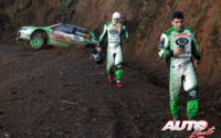 Jorge Martínez y Alberto Álvarez tras sufrir una salida en su Skoda Fabia R5 WRC2 durante el Rally de Chile 2019, puntuable para el Campeonato del Mundo de Rallies WRC2.