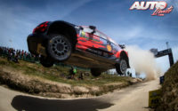 Thierry Neuville, al volante del Hyundai i20 Coupé WRC, durante el Rally de Portugal 2019, puntuable para el Campeonato del Mundo de Rallies WRC.