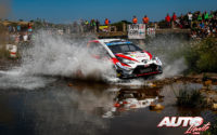 Ott Tänak, al volante del Toyota Yaris WRC, durante el Rally de Italia - Cerdeña 2019, puntuable para el Campeonato del Mundo de Rallies WRC.
