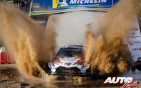 Juho Hänninen, al volante del Toyota Yaris WRC, durante el Rally de Italia - Cerdeña 2019, puntuable para el Campeonato del Mundo de Rallies WRC.