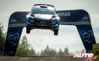 Teemu Suninen, al volante del Ford Fiesta WRC, durante el Rally de Finlandia 2019, puntuable para el Campeonato del Mundo de Rallies WRC.