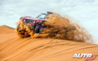 Carlos Sainz, al volante del MINI John Cooper Works Buggy 4x2, vencedor del Rally Dakar 2020.