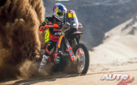 Matthias Walkner, a los mandos de su KTM 450 Rally, durante el Rally Dakar 2020.
