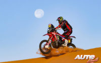 Joan Barreda, a los mandos de su Honda CRF 450 Rally, durante el Rally Dakar 2020.