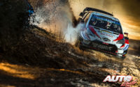 Kris Meeke, al volante del Toyota Yaris WRC, durante el Rally de España 2019, puntuable para el Campeonato del Mundo de Rallies WRC.