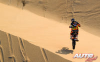 Matthias Walkner, a los mandos de su KTM 450 Rally, durante el Rally Dakar 2020.