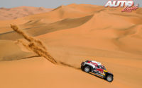 Carlos Sainz, al volante del MINI John Cooper Works Buggy 4x2, vencedor del Rally Dakar 2020.