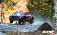 Craig Breen, al volante del Hyundai i20 Coupé WRC, durante el Rally de Suecia 2020, puntuable para el Campeonato del Mundo de Rallies WRC.