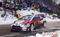 Sébastien Ogier, al volante del Toyota Yaris WRC, durante el Rally de Montecarlo 2020, puntuable para el Campeonato del Mundo de Rallies WRC.