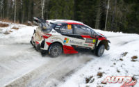 Kalle Rovanperä, al volante del Toyota Yaris WRC, durante el Rally de Suecia 2020, puntuable para el Campeonato del Mundo de Rallies WRC.