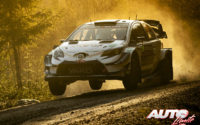 Jari-Matti Latvala, al volante del Toyota Yaris WRC, durante el Rally de Suecia 2020, puntuable para el Campeonato del Mundo de Rallies WRC.