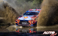 Ott Tänak, al volante del Hyundai i20 Coupé WRC, durante el Rally de México 2020, puntuable para el Campeonato del Mundo de Rallies WRC.