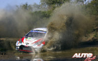 Elfyn Evans, al volante del Toyota Yaris WRC, durante el Rally de México 2020, puntuable para el Campeonato del Mundo de Rallies WRC.