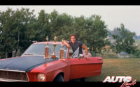 Gilles Villeneuve ganó sus primeros trofeos al volante de un Ford Mustang Coupé V8 de 1967, con el que se inició en las competiciones automovilísticas en 1971.