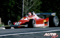 Al volante de un Ferrari 312 T2B, Gilles Villeneuve debutaba en el equipo Ferrari en el GP de Canadá de 1977, abandonando a escasas vueltas del final de carrera.
