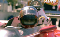 Gilles Villeneuve, sentado en el cockpit de su Ferrari 312 T3, durante uno de los Grandes Premios del Campeonato del Mundo de Fórmula 1 de 1978.