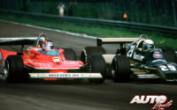 Gilles Villeneuve (Ferrari 312 T4) disputándole la posición a Riccardo Patrese (Arrows-Ford A1B) durante el GP de Bélgica de 1979, celebrado en el circuito de Zolder.