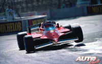 Gilles Villeneuve a los mandos del Ferrari 126 CK "Turbo", durante el GP de EEUU del Oeste de 1981, disputado en el circuito urbano de Long Beach (EEUU).