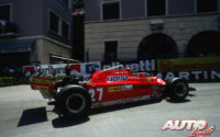 Gilles Villeneuve, al volante del Ferrari 126 CK, durante el GP de Mónaco de 1981, disputado en el circuito urbano de Montecarlo.
